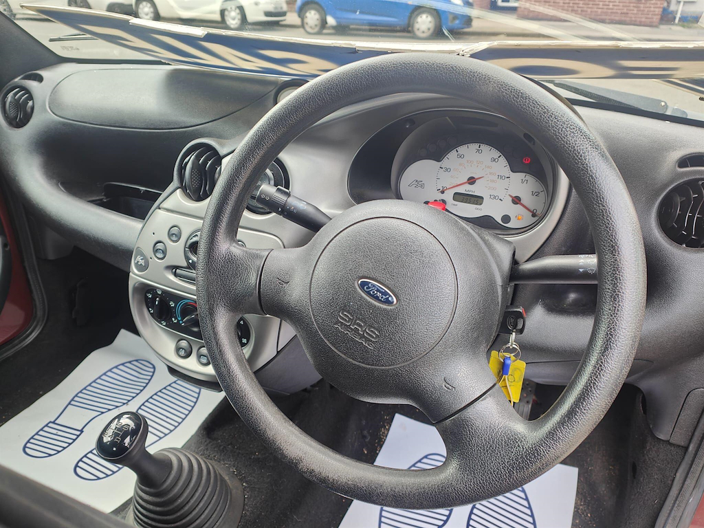Ford KA 1.3 Red #12