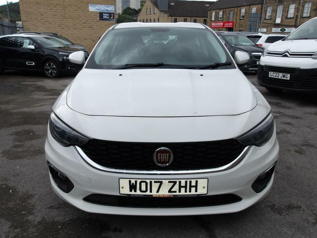 Fiat Tipo 1.4 Mpi Lounge Euro 6 White #2