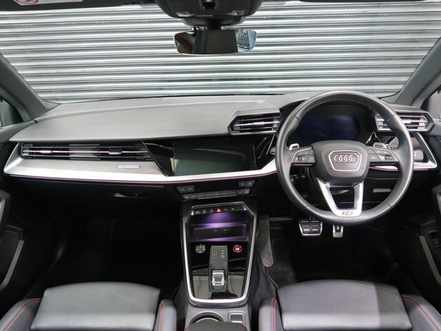 Audi RS3 2.5 Tfsi Carbon Black Sportback S Troni Red #9