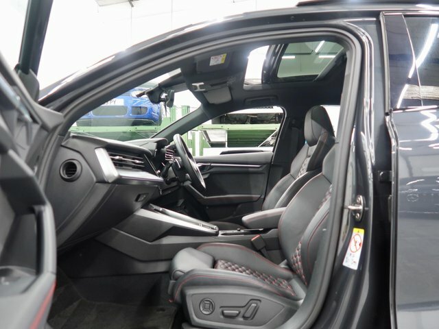 Audi RS3 2.5 Tfsi Carbon Black Sportback S Troni Red #40