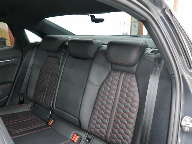 Audi RS3 2.5 Tfsi Carbon Black Sportback S Troni Red #19