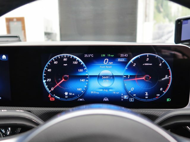 Mercedes-Benz CLA Class 1.3 Cla180 Amg Line Premium 2 Coupe 7 #42