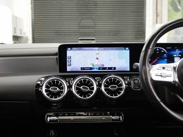 Mercedes-Benz CLA Class 1.3 Cla180 Amg Line Premium 2 Coupe 7 #41