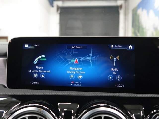 Mercedes-Benz CLA Class 1.3 Cla180 Amg Line Premium 2 Coupe 7 #40