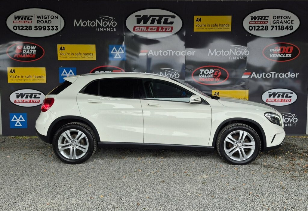 Mercedes-Benz GLA Class 2.1L Sport VU15CYP White #5