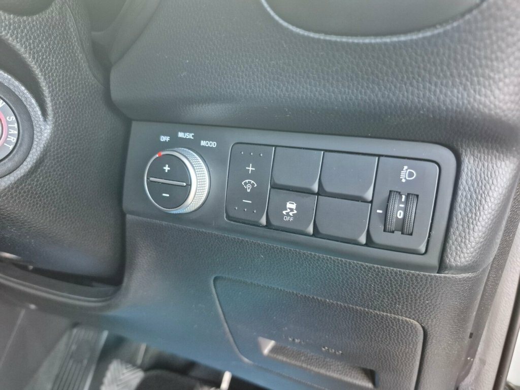 Kia Soul Connect Silver #26