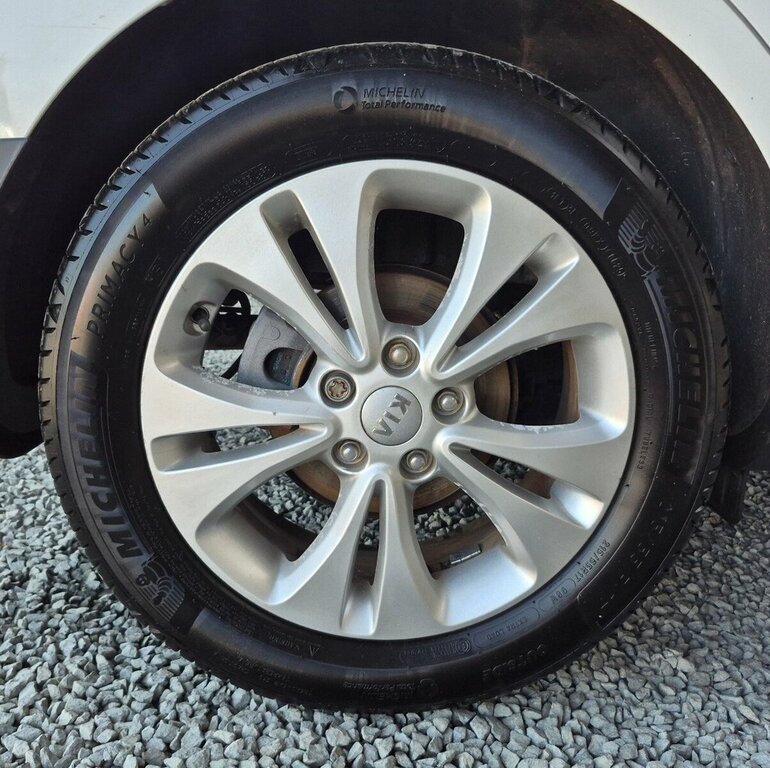 Kia Soul Connect Silver #34