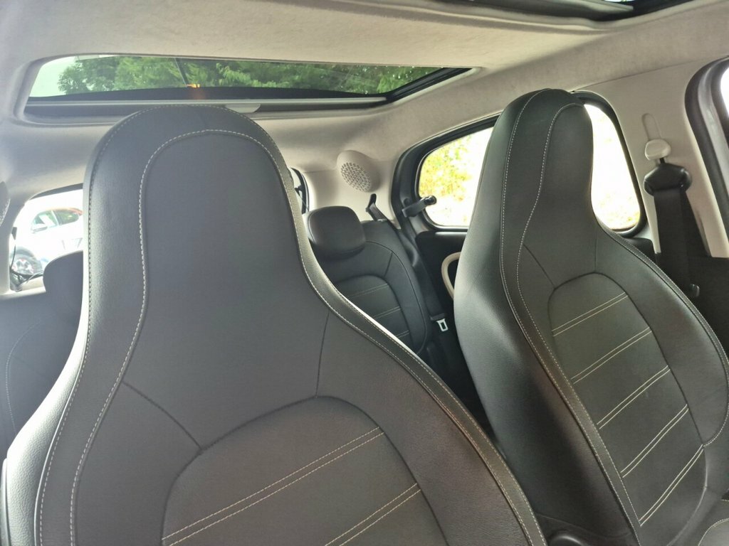 Smart Forfour 0.9T Prime Night Sky Premium Twinamic Euro 6 S White #31