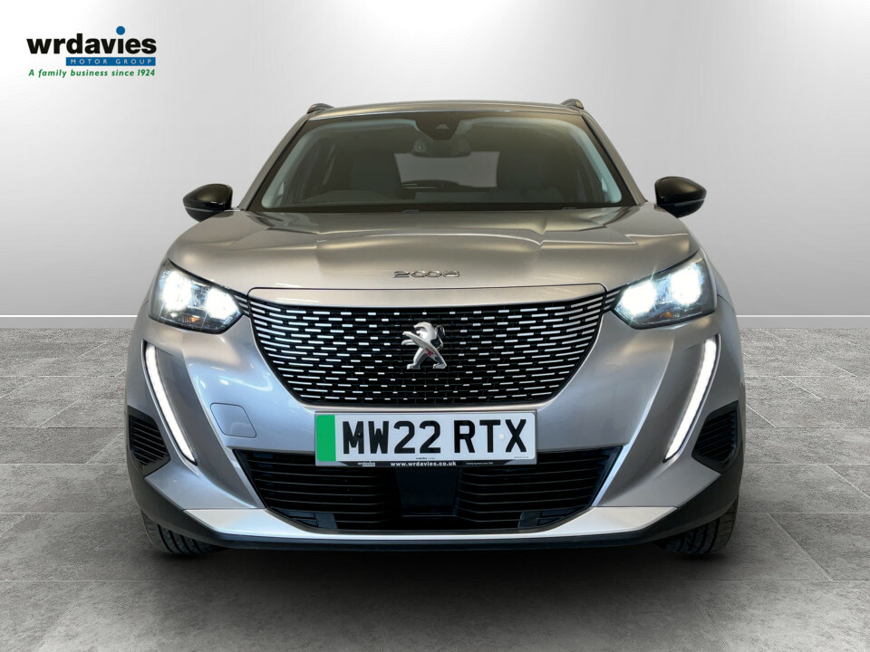 Peugeot e-2008 100Kw Allure Premium 50Kwh Grey #2