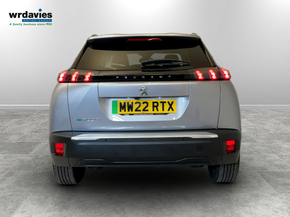 Peugeot e-2008 100Kw Allure Premium 50Kwh Grey #6
