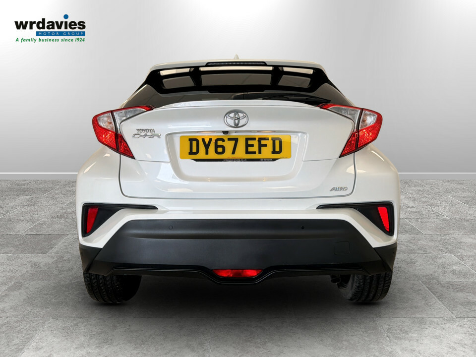 Toyota C-Hr 1.2T Excel Cvt Awd White #6