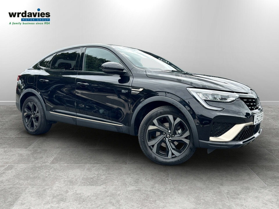 Renault Arkana 1.6 E-tech Full Hybrid 145 Engineered Black