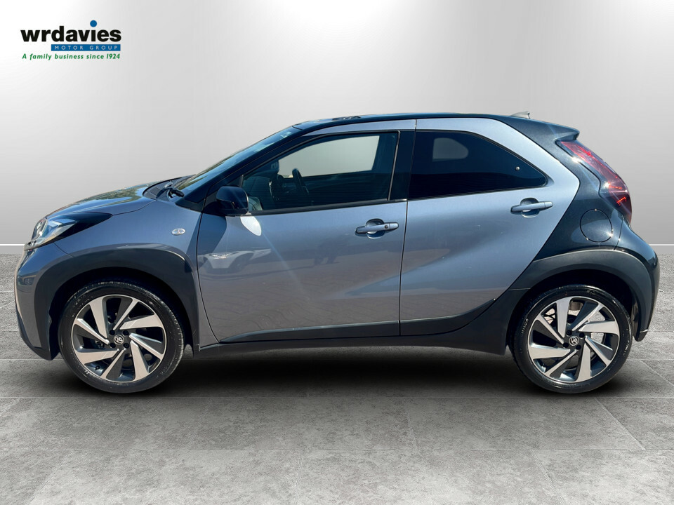 Toyota Aygo X 1.0 Vvt-i Exclusive DY74BMU #4