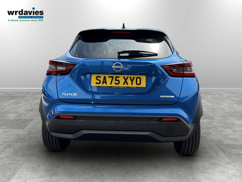 Nissan Juke 1.6 Hybrid Tekna SA75XYO Blue #6