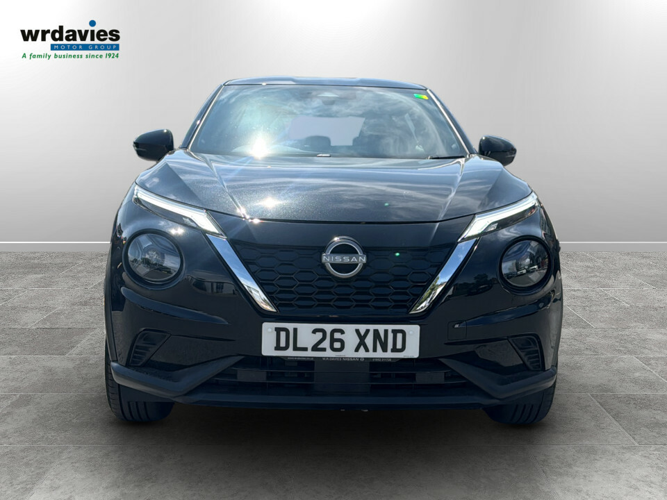 Nissan Juke 1.6 Hybrid N-connecta DL26XND Black #2