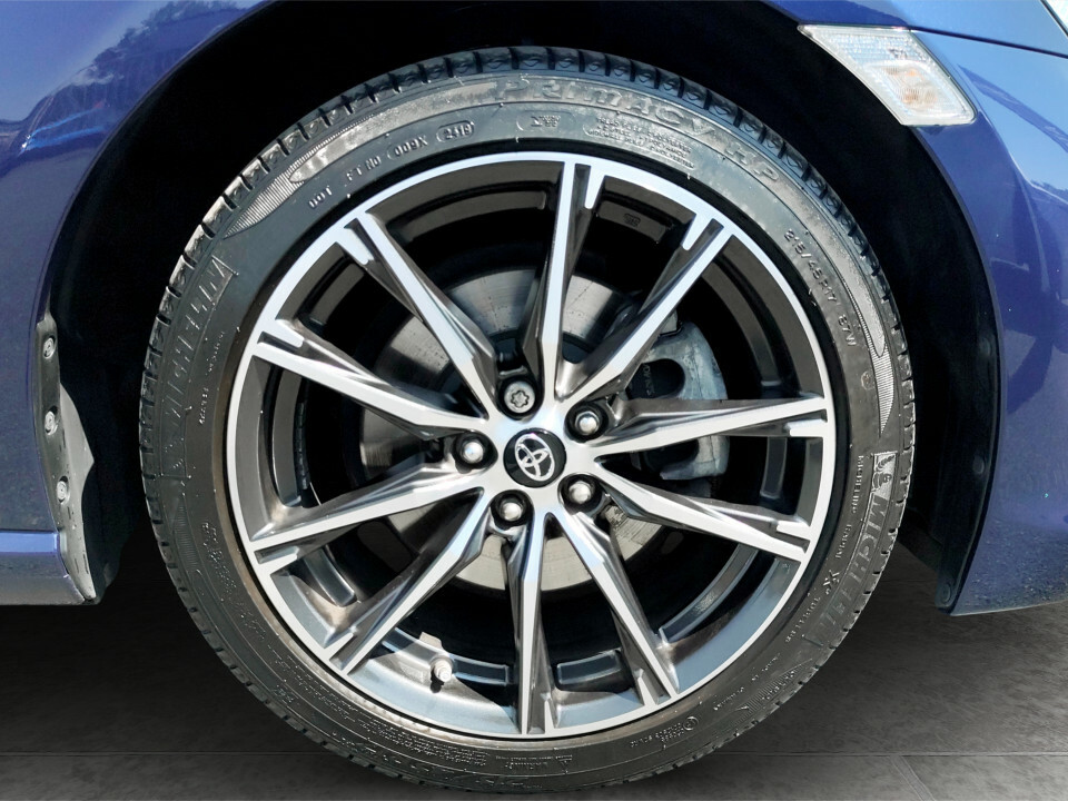 Toyota GT86 D-4s Club Series Blue Edition Blue #13