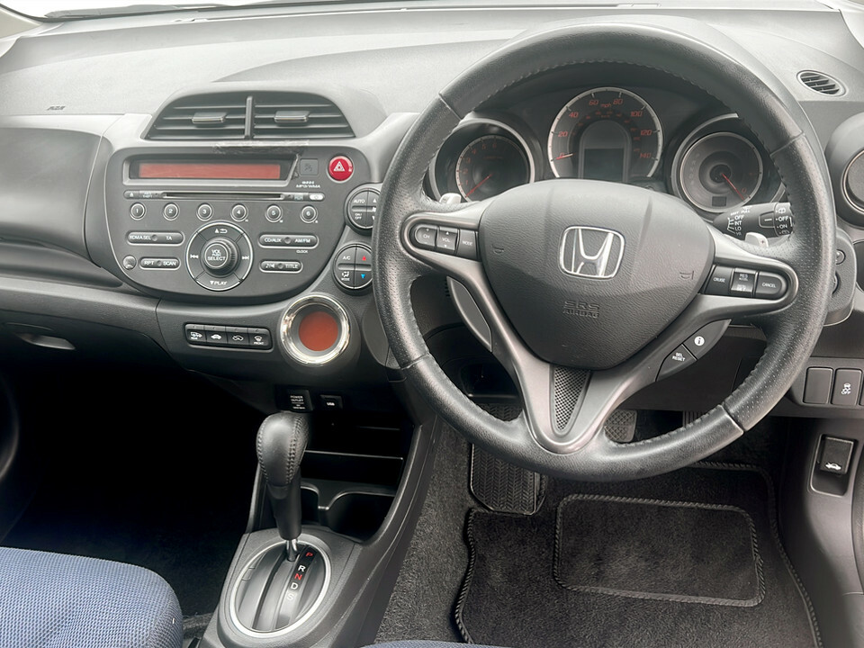 Honda Jazz 1.4 I-vtec Es Hatchback Cvt Euro 5 99 Silver #22