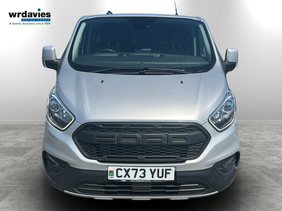 Ford Transit Custom 2.0D Ecoblue 130Ps Low Roof Dcab Trail Van CX73YUF Silver #2