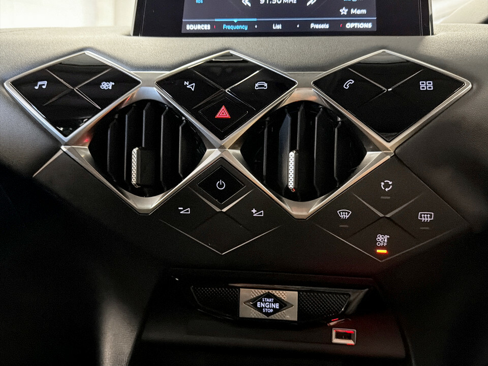 DS DS 3 100Kw E-tense Performance Grey #26