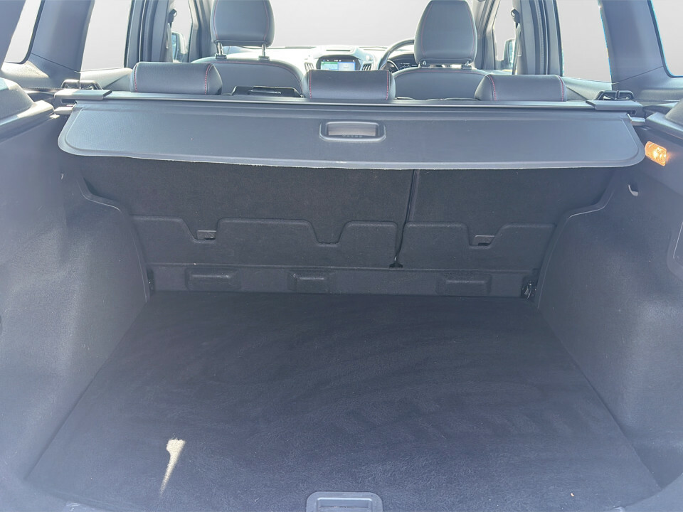 Ford Kuga Silver #7
