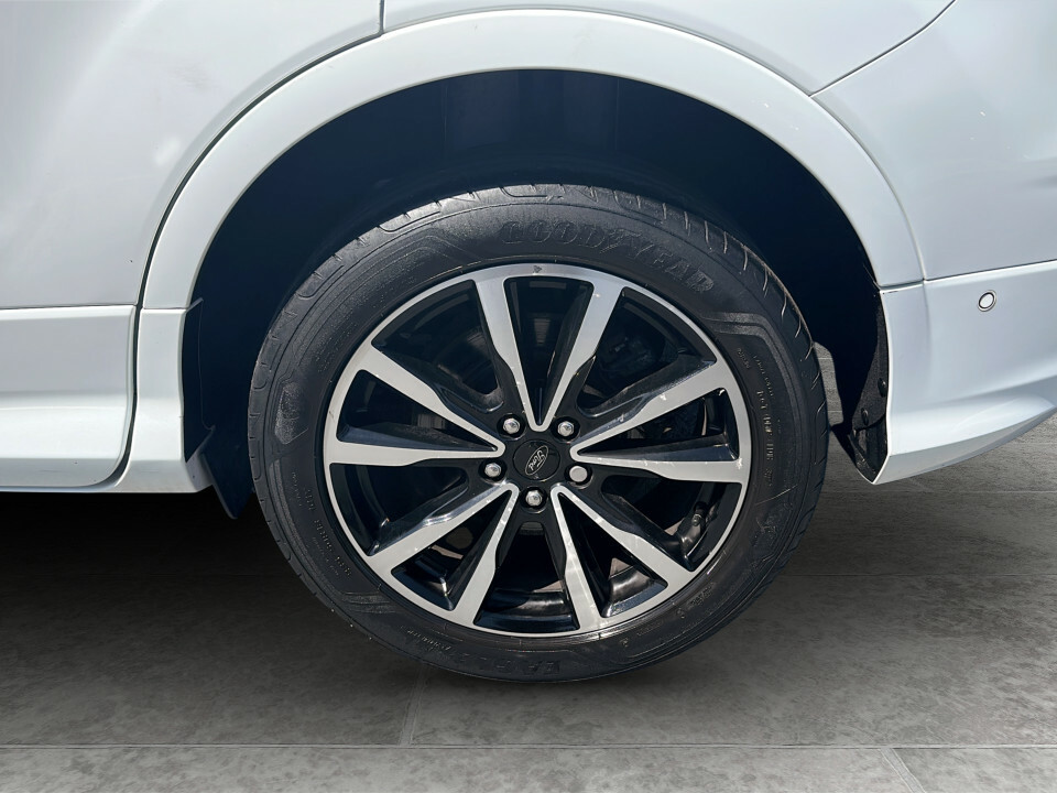 Ford Kuga Silver #15