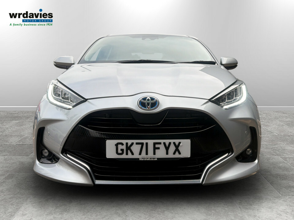 Toyota Yaris 1.5 Hybrid Excel Cvt GK71FYX Silver #2