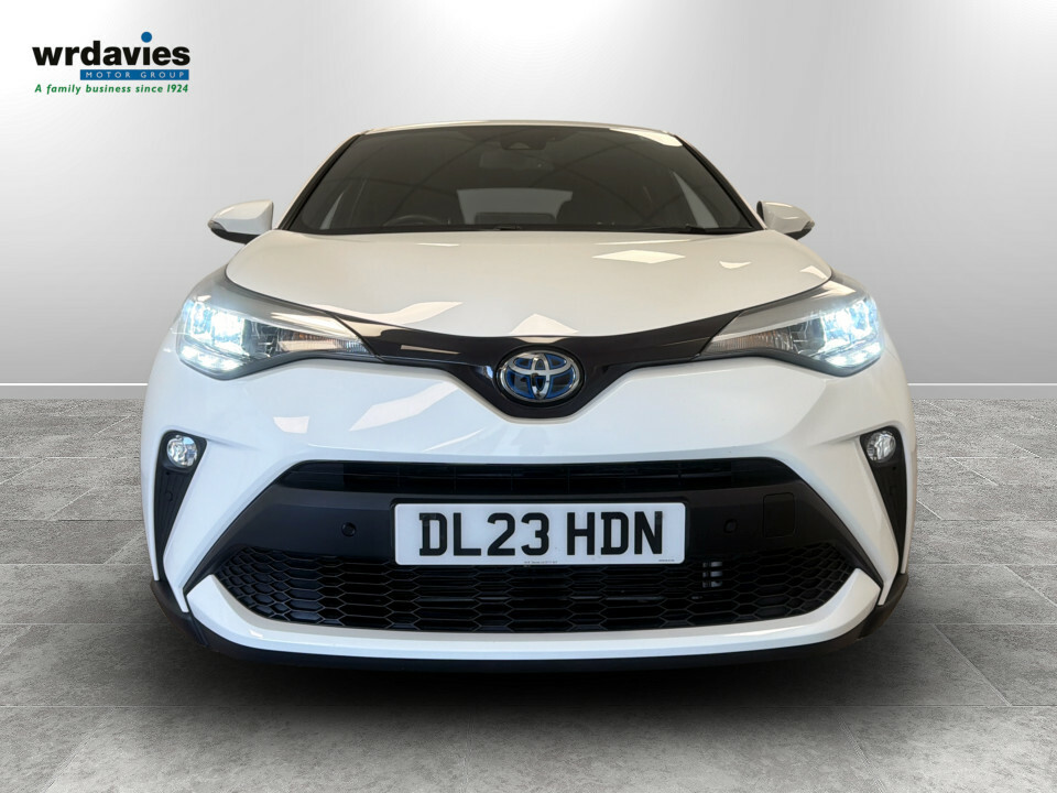 Toyota C-Hr 2.0 Hybrid Design Cvt DL23HDN White #2