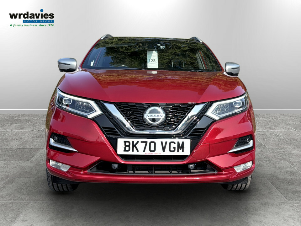 Nissan Qashqai 1.3 Dig-t 160 Tekna BK70VGM Red #2