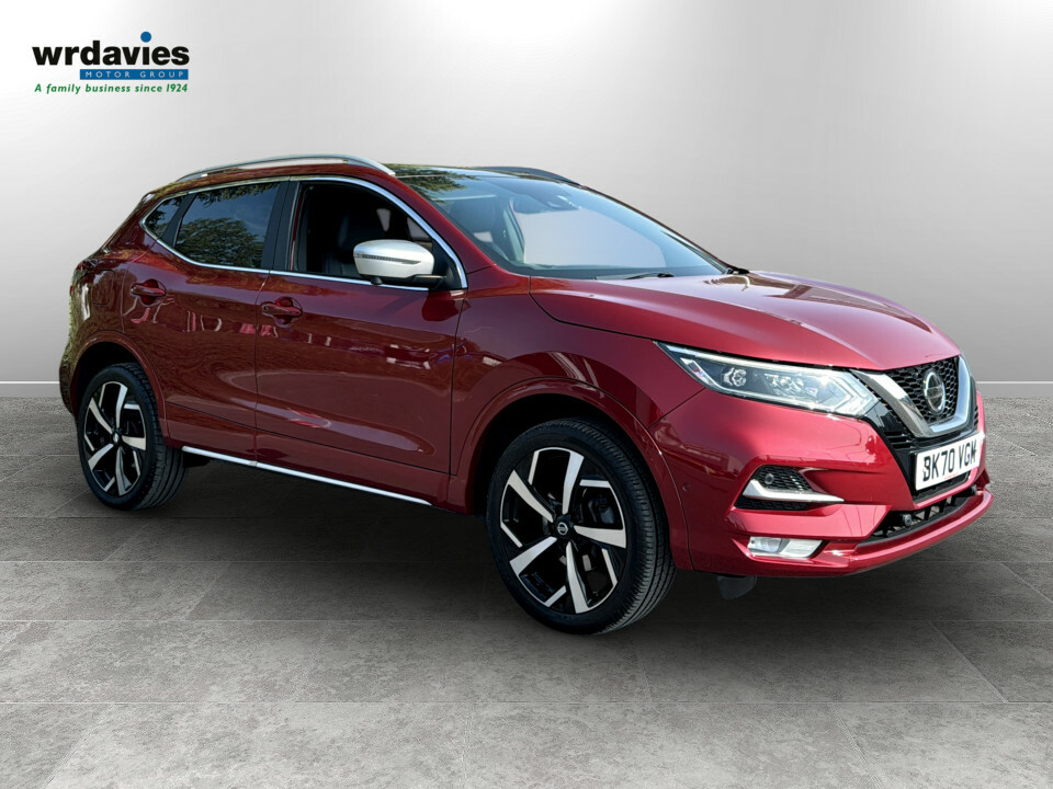 Nissan Qashqai 1.3 Dig-t 160 Tekna Red