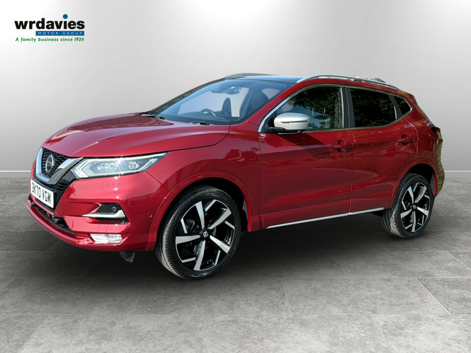 Nissan Qashqai 1.3 Dig-t 160 Tekna BK70VGM Red #3