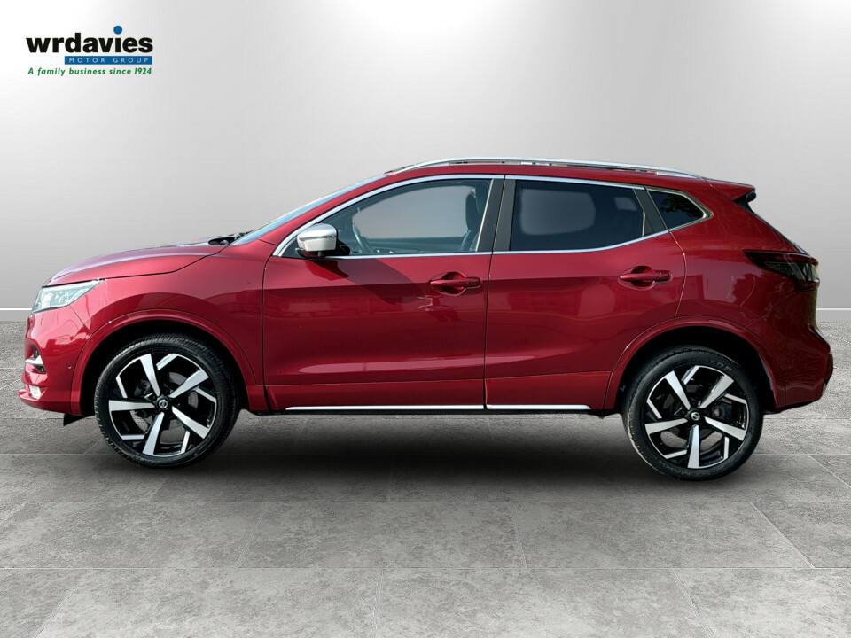 Nissan Qashqai 1.3 Dig-t 160 Tekna BK70VGM Red #4