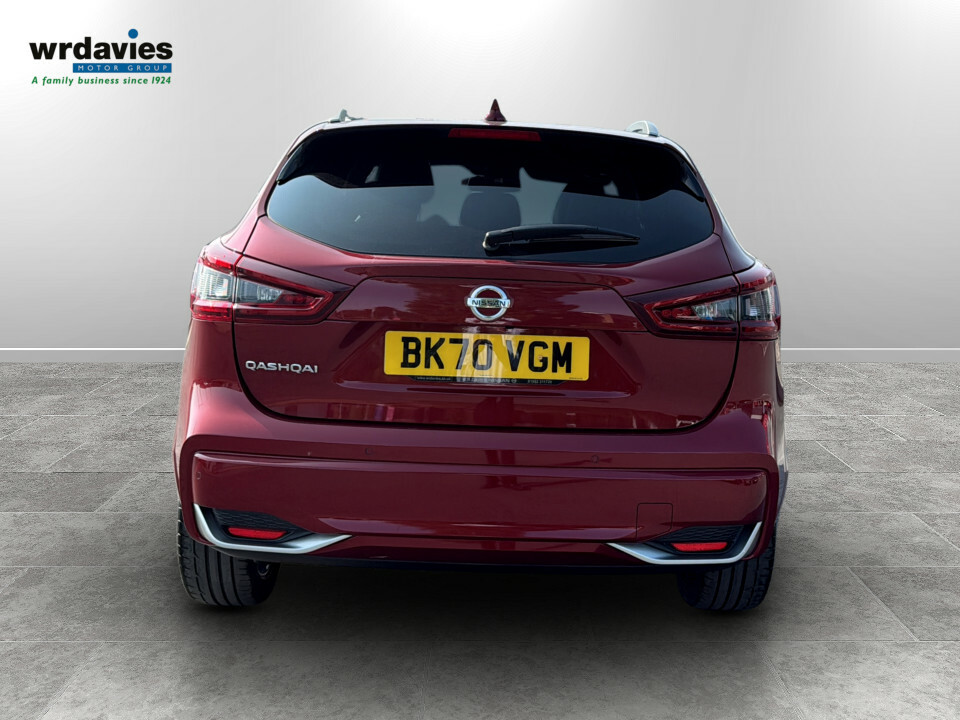 Nissan Qashqai 1.3 Dig-t 160 Tekna BK70VGM Red #6