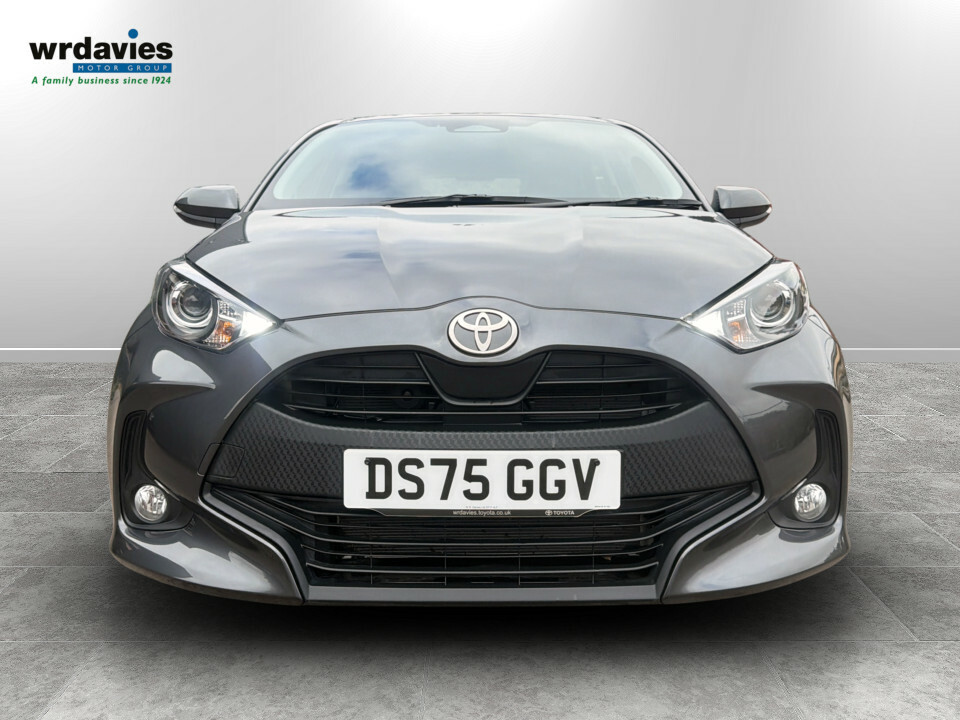 Toyota Yaris 1.5 Hybrid Icon Cvt Grey #2