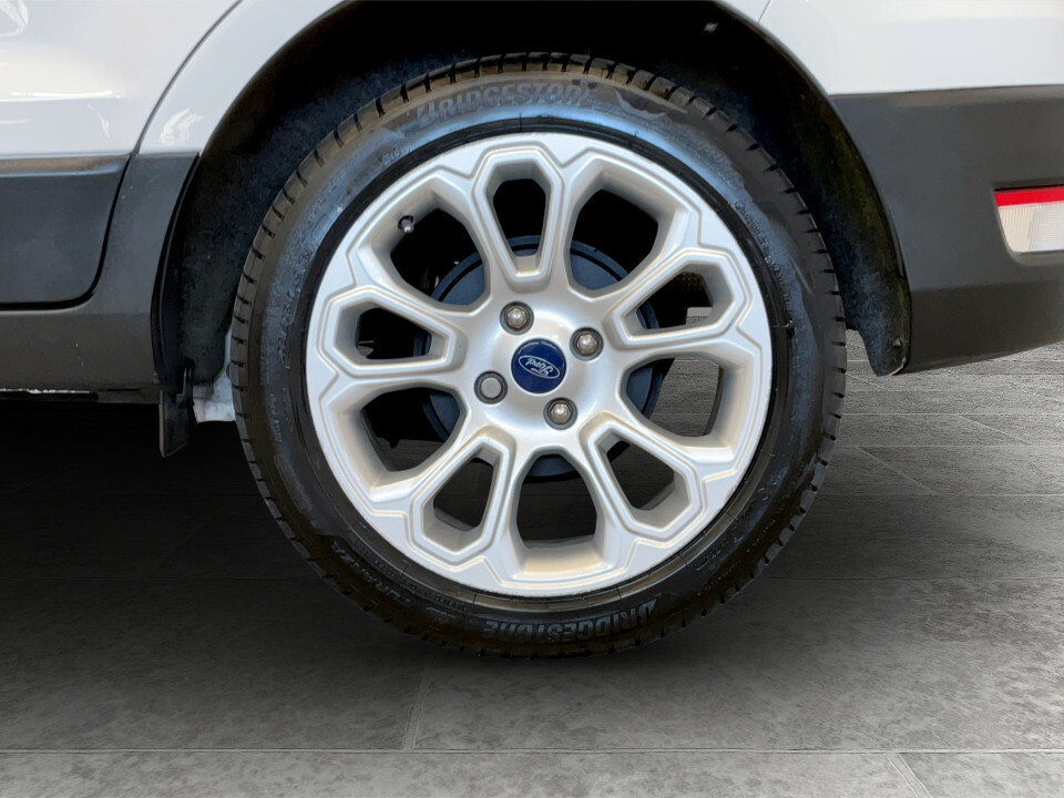 Ford Ecosport Hatchback White #15