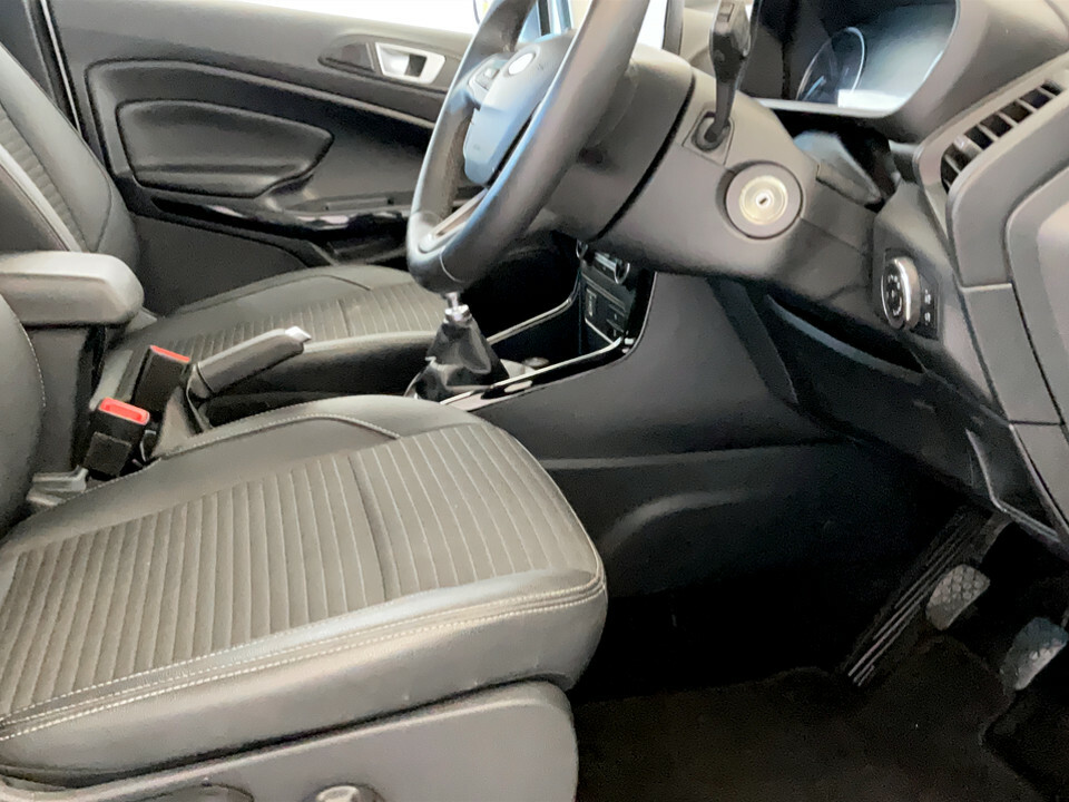 Ford Ecosport Hatchback White #33