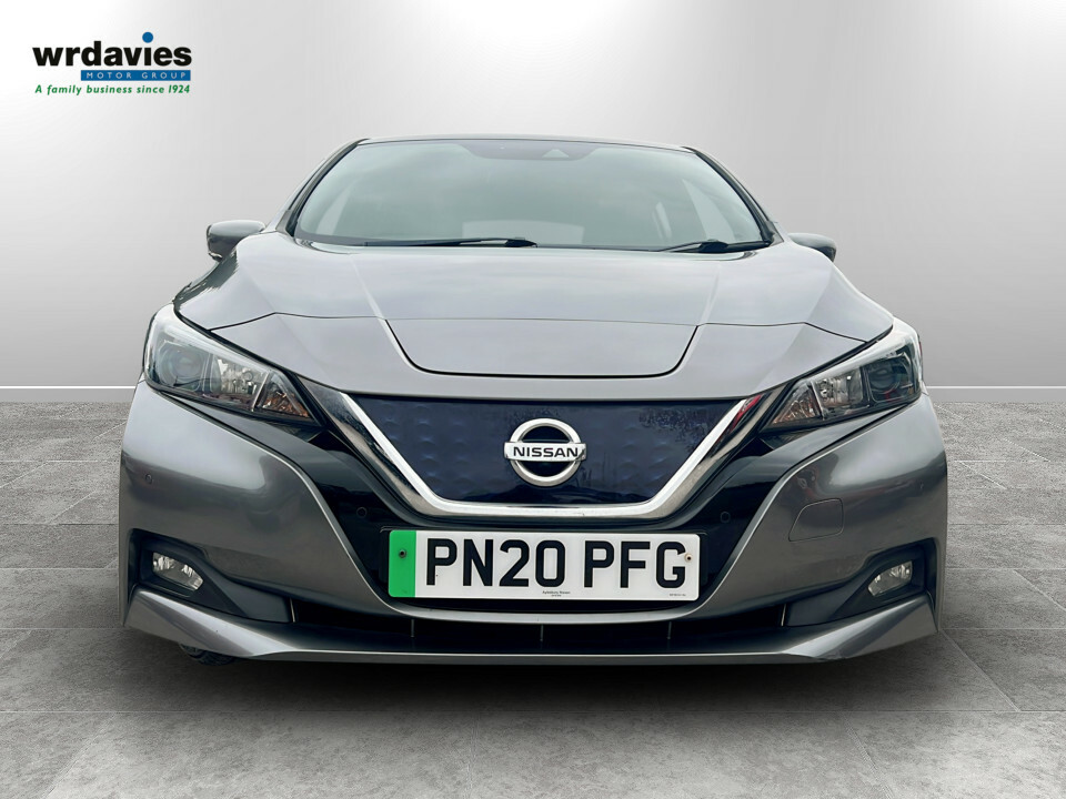Nissan Leaf 110Kw N-connecta 40Kwh Grey #2