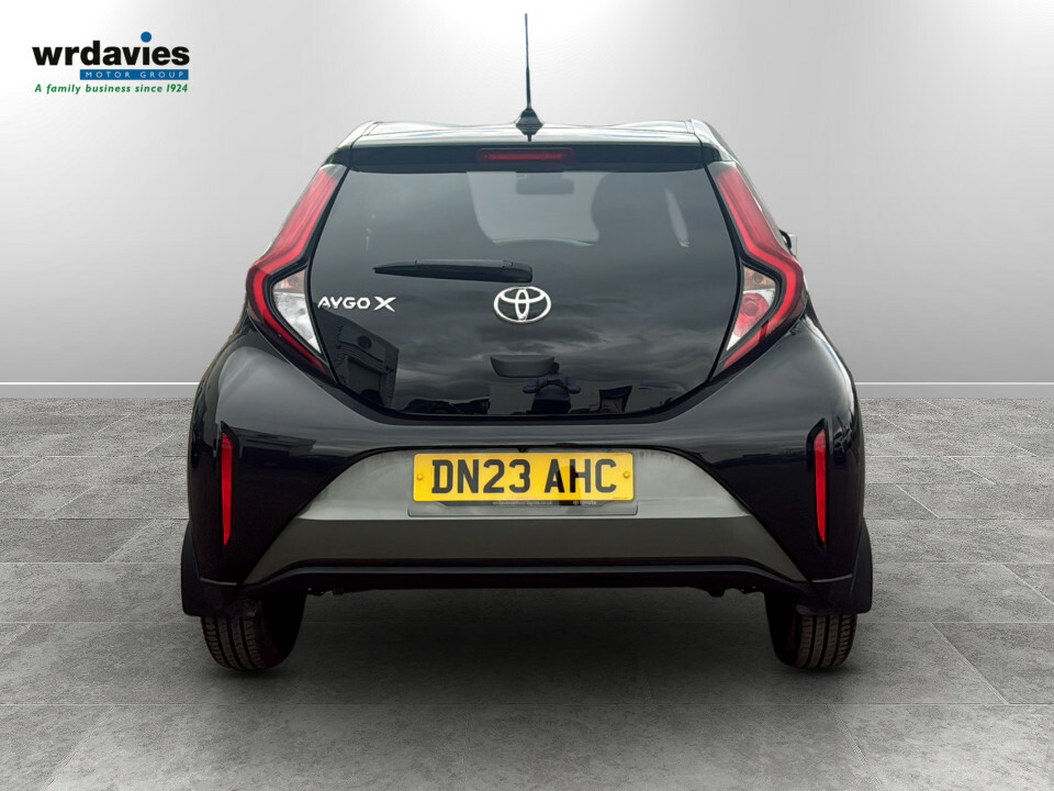 Toyota Aygo X 1.0 Vvt-i Edge DN23AHC Black #6