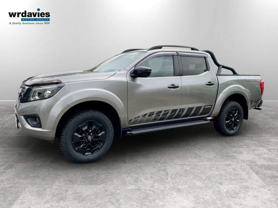 Nissan Navara Double Cab Pick Up N-guard 2.3Dci 190 Tt 4Wd Grey #4