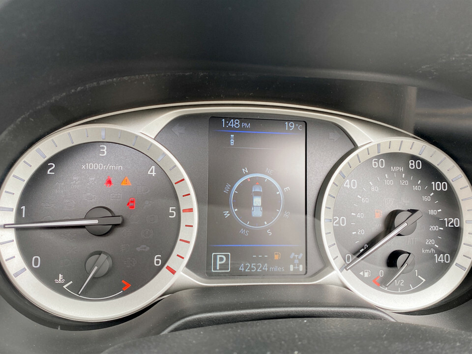 Nissan Navara Automatic White #23