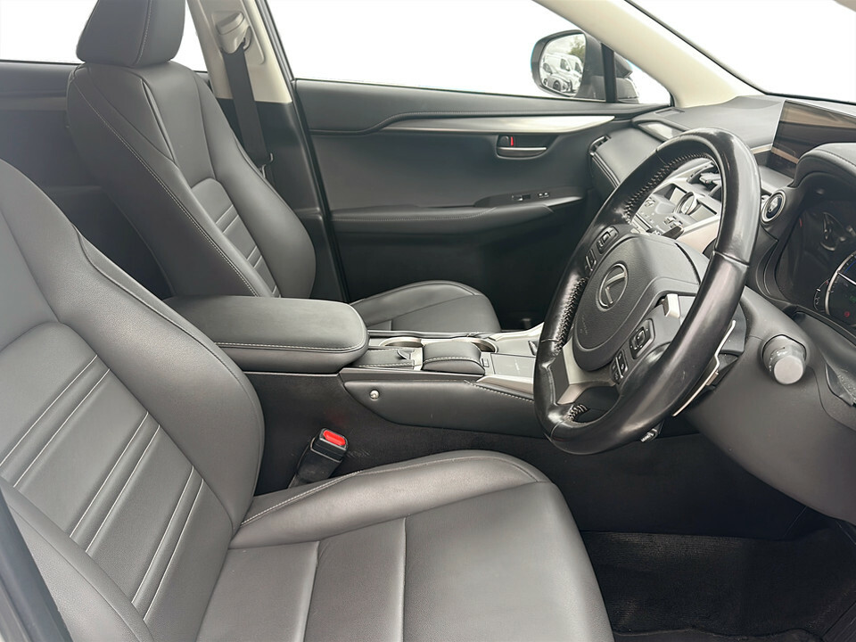 Lexus NX Lexus Nx 300H 2.5 Cvt Black #22