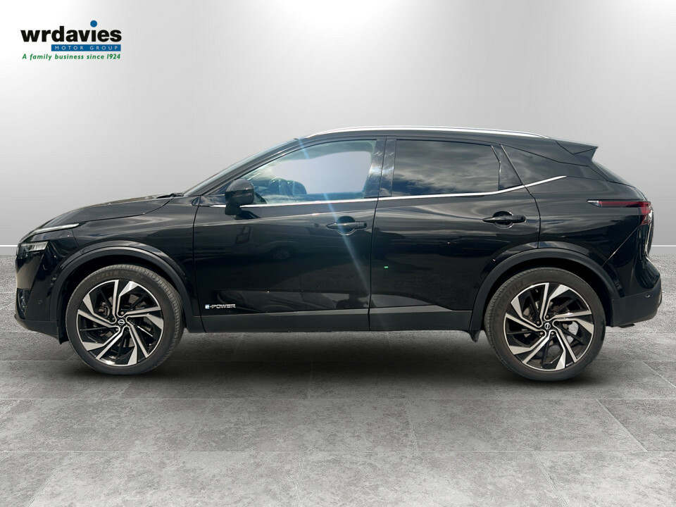 Nissan Qashqai 1.5 E-power Tekna Black #4