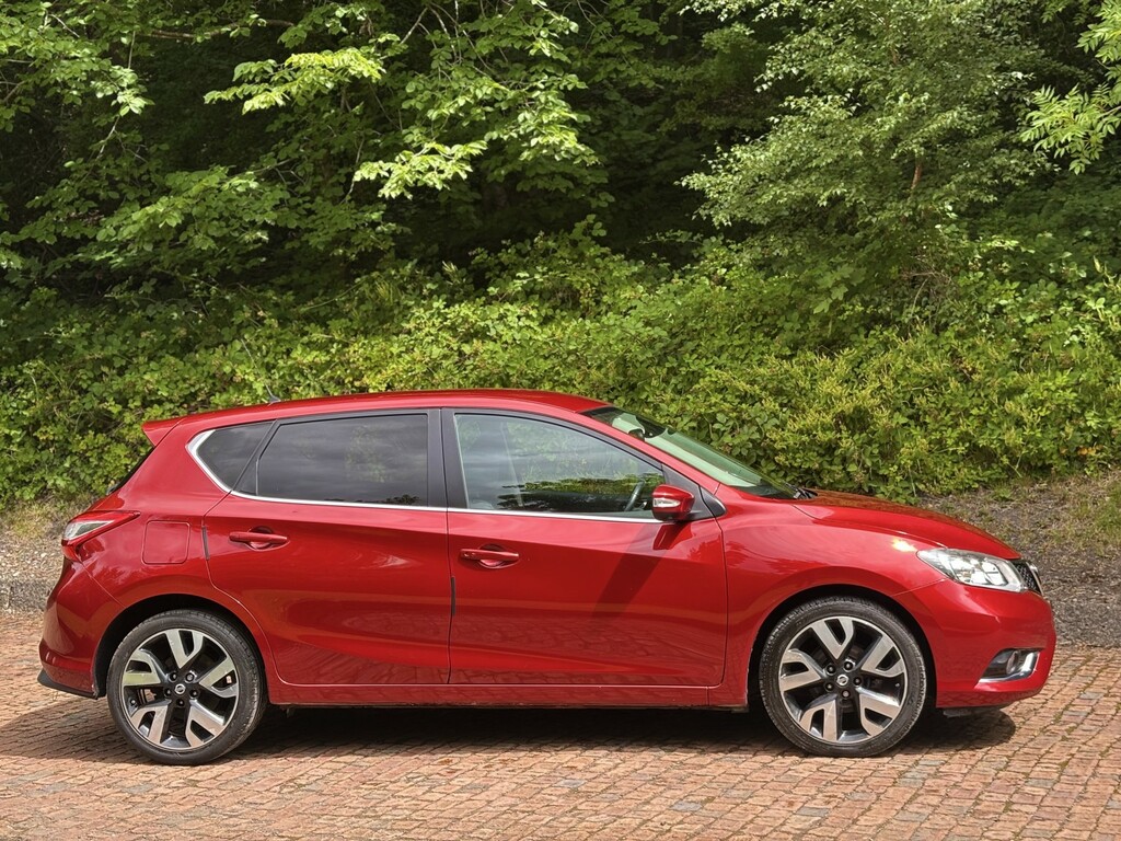 Nissan Pulsar 1.2 Dig-t Tekna DE17AOR Red #3