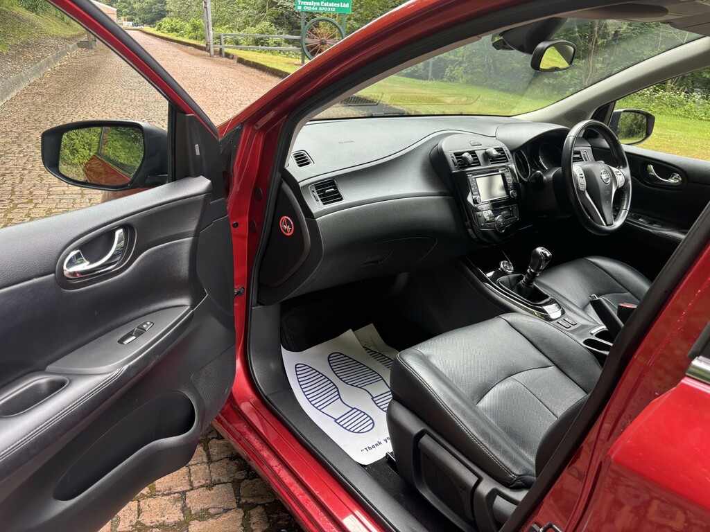 Nissan Pulsar 1.2 Dig-t Tekna DE17AOR Red #4