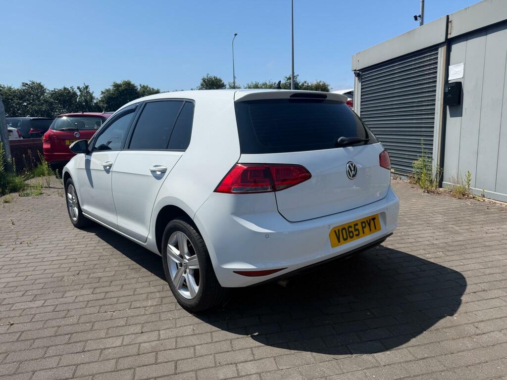 Volkswagen Golf Match White #3