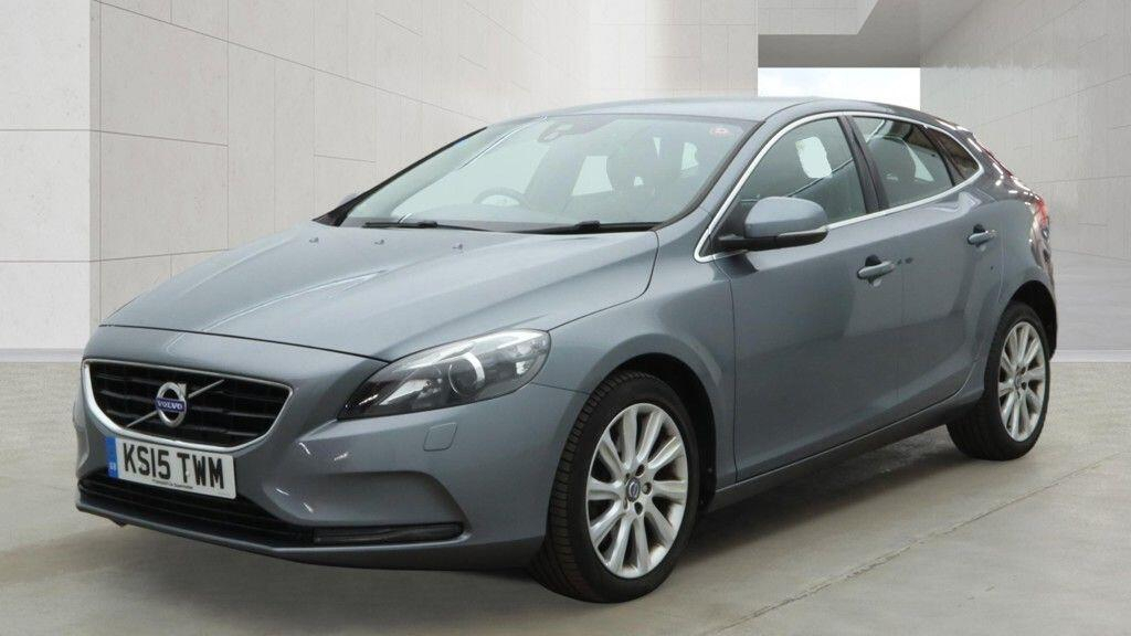 Volvo V40 2.0 D2 Se Lux Nav Euro 6 Ss  #2