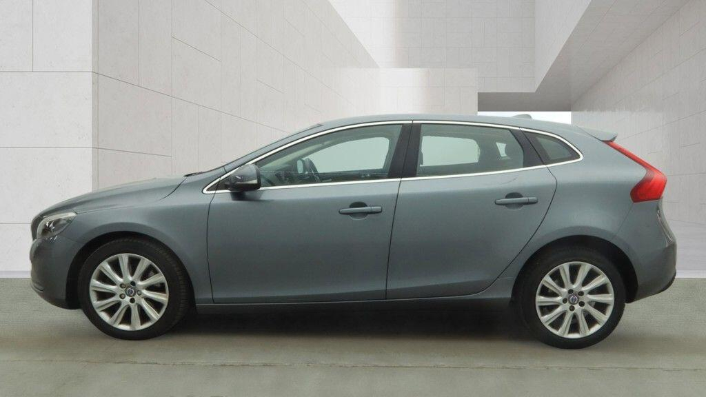 Volvo V40 2.0 D2 Se Lux Nav Euro 6 Ss  #4