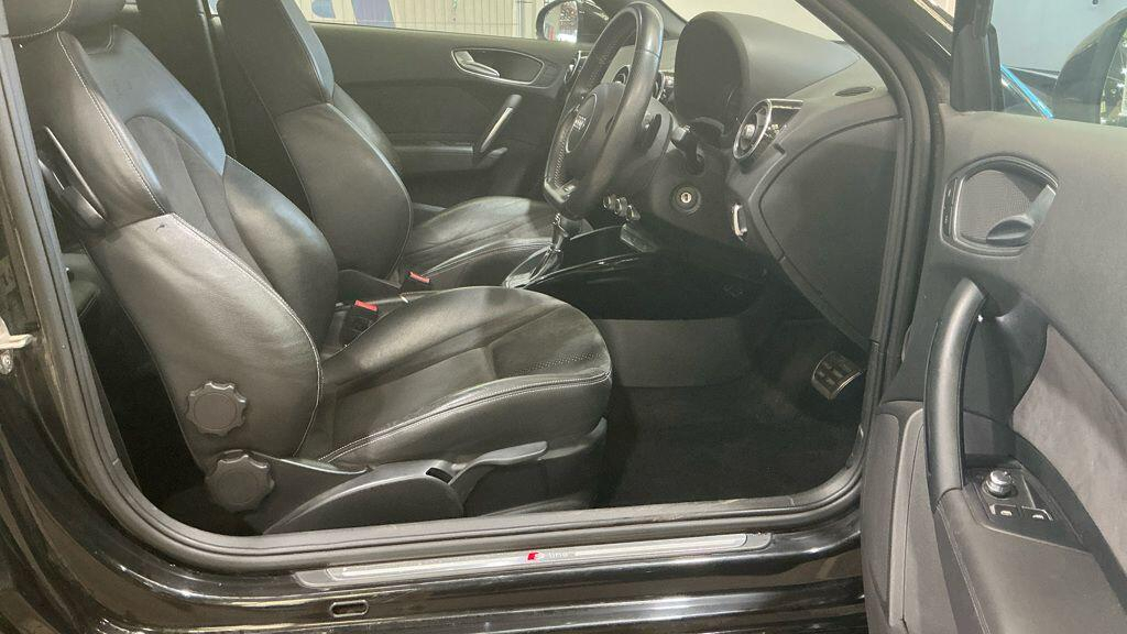 Audi A1 Tfsi Sportback S Line Black #9
