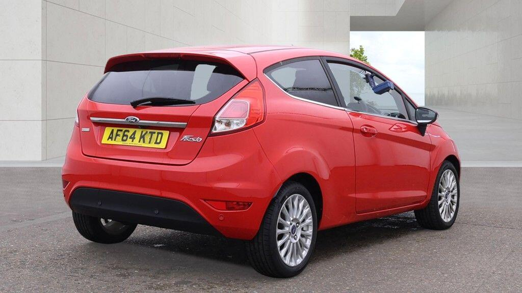 Ford Fiesta Zetec White #5