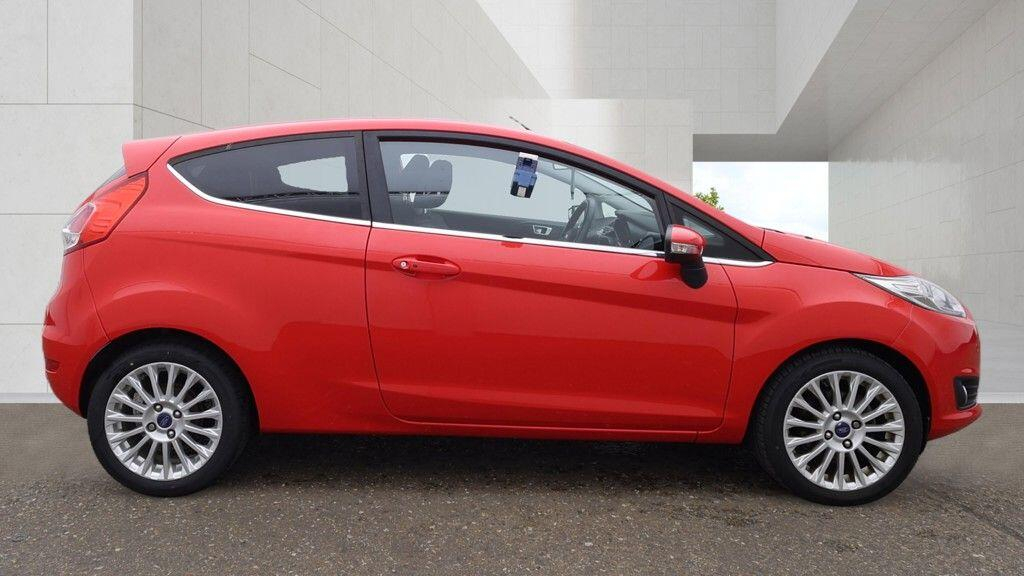 Ford Fiesta Zetec White #3