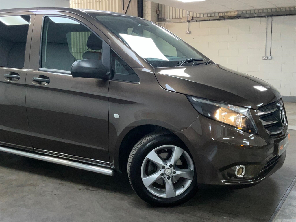 Mercedes-Benz Vito 114 Crew Van Compact White #14